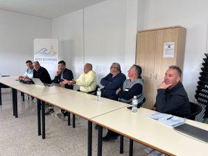 Profesionales del sector pesquero avanzan en buscar soluciones para mejorar la sostenibilidad y competitividad en la segunda jornada del Taller de Marisqueo de La Atunara