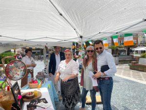 La Plaza Fariñas acoge hasta el domingo el mercado artesanal temático ‘Bloomsday’ con actividades culturales y de ocio