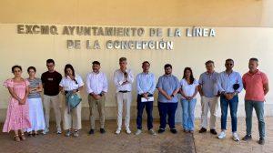 El Ayuntamiento de La Línea guarda un minuto de silencio por las víctimas del incendio de Los Gallardos