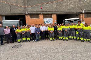 El nuevo servicio de limpieza presentado hoy permitirá contar con 116 operarios contando con el personal municipal y 34 maquinarias nuevas