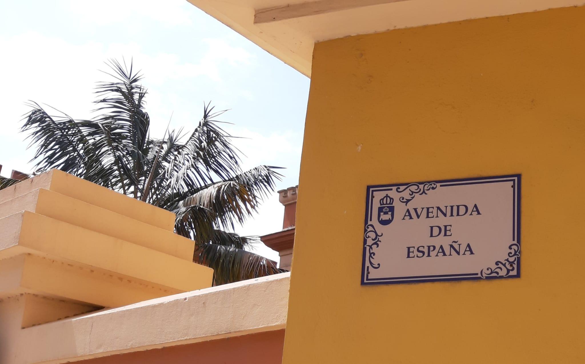 El Ayuntamiento renovará y ampliará el callejero municipal con 1.500 nuevas placas de identificación viaria
