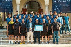 El alcalde recibe al Atlético Zabal Linense tras su histórico ascenso a la División de Honor Juvenil