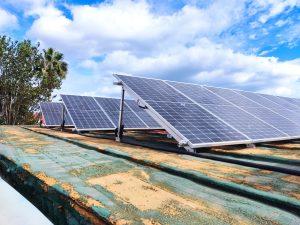 El Ayuntamiento desarrolla un proyecto de ampliación para instalar paneles fotovoltaicos en centros educativos
