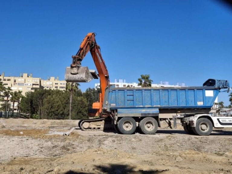 Noticias 8 El Ayuntamiento de La Línea Revisa la Organización de la Obra de la Carretera del Cementerio
